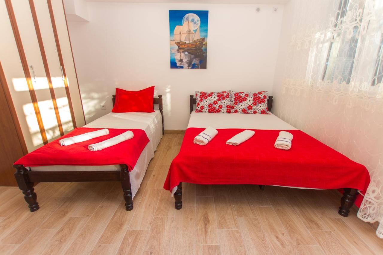 Petkovic Apartment Petrovac